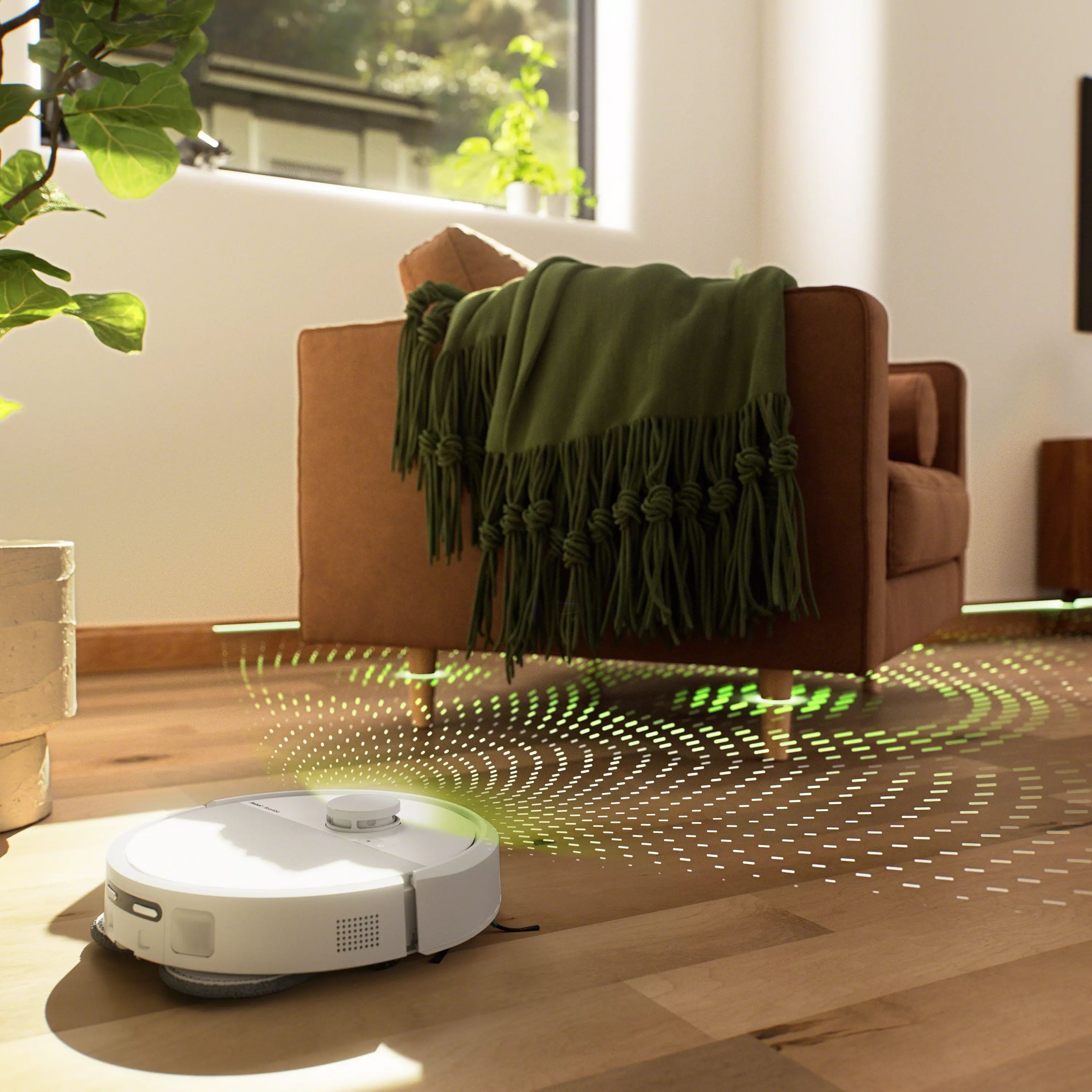 Roomba® Plus 405 Combo Robot + AutoWash™ dock - White